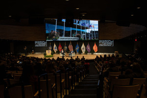 Daniel and Gayle D’Aniello announced the $30 million gift during the events celebrating and dedicating SU’s National Veterans Resource Center.