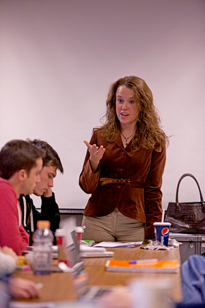 Kim Brown, assistant director for SU Career Services, teaches  her students about career enhancement through use of social media.