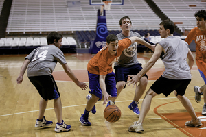 WAER's Michael Tricarico infiltrates The Daily Orange's fortification within the half-circle in the thick of the talking heads' 50-34 thwacking of the everyday scribes in the Carrier Dome in the dead of Friday night.