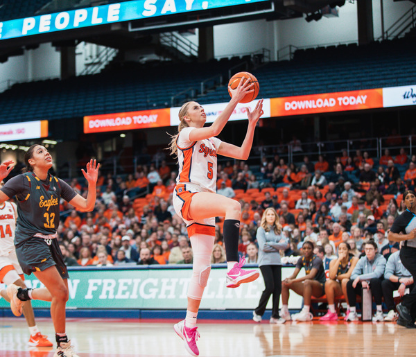 Syracuse dominates Boston College 82-57 to cap regular season